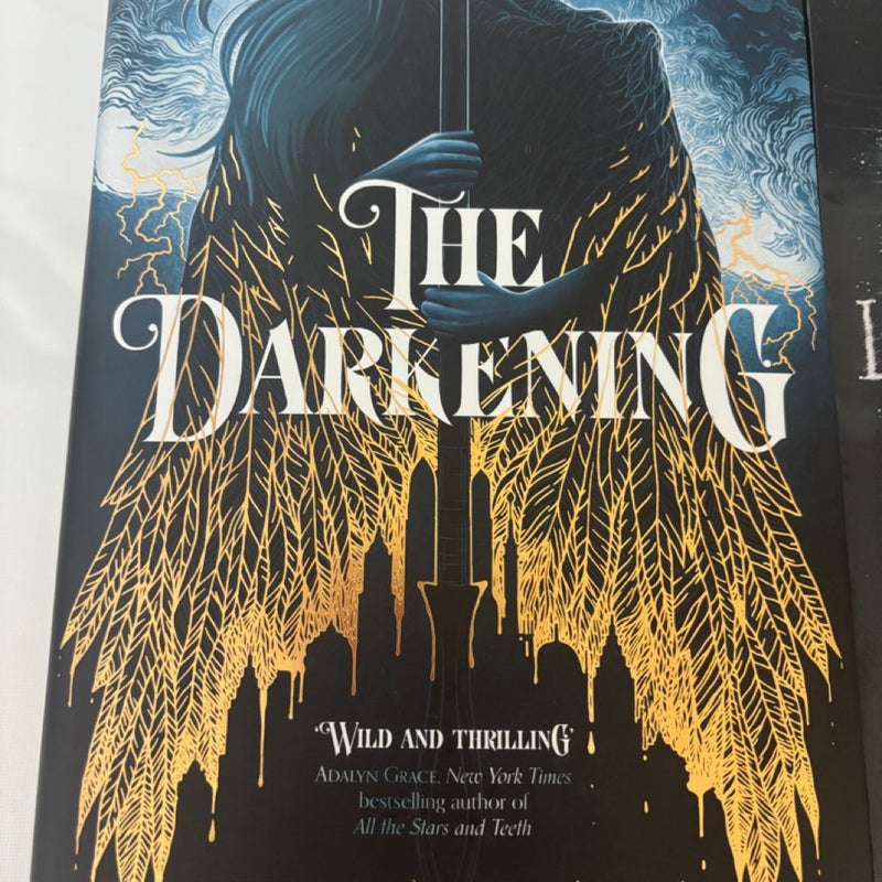 The Darkening -Fairyloot exclusive signed edition