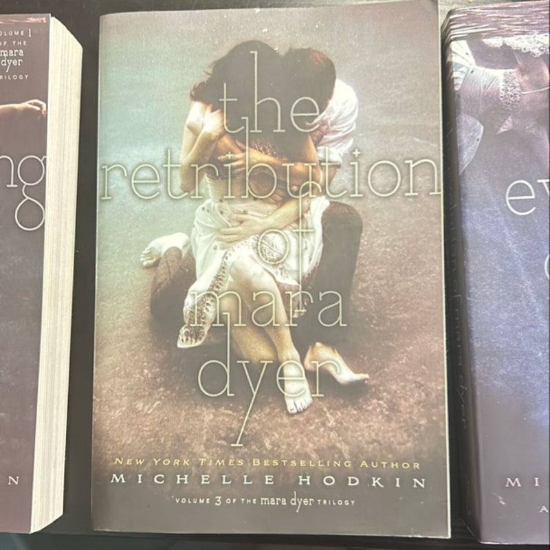 The Unbecoming of Mara Dyer (3 books)