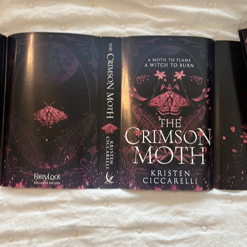 The Crimson Moth (Exclusive Fairyloot Edition)