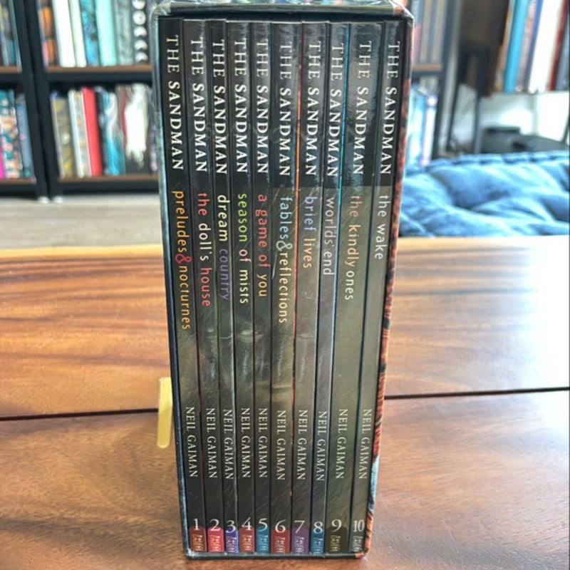 Sandman Slipcase Set