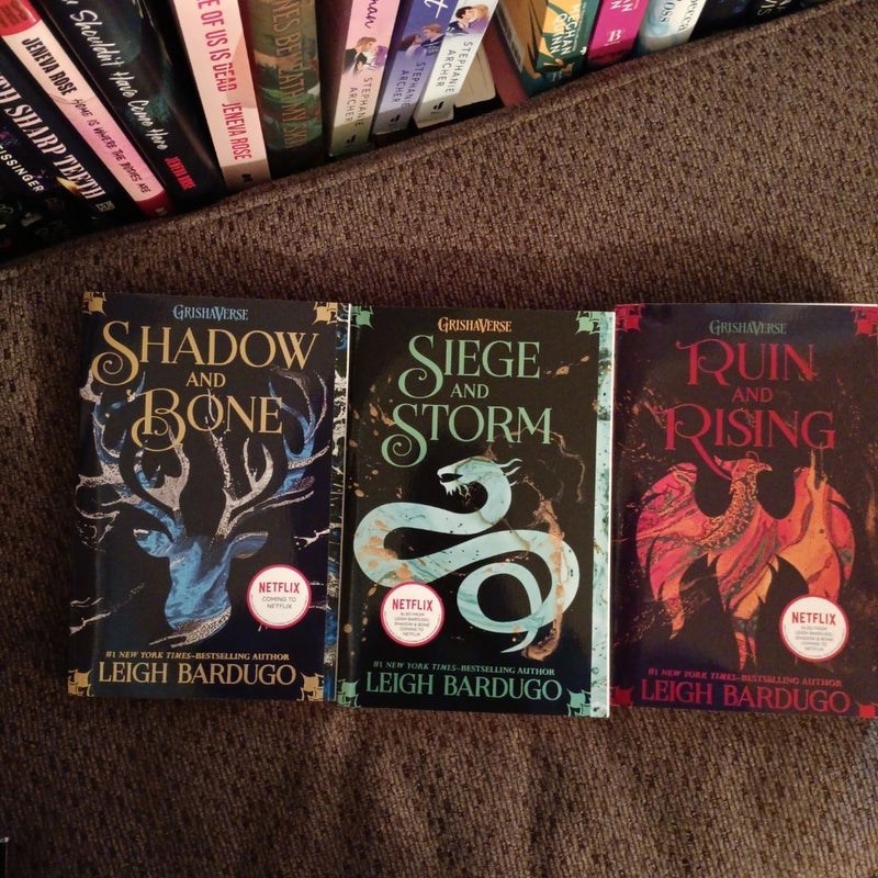 The Shadow and Bone Trilogy Boxed Set