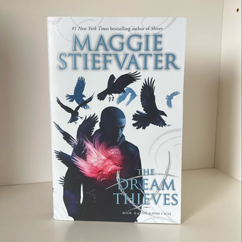 The Dream Thieves - Raven Cycle bk 2