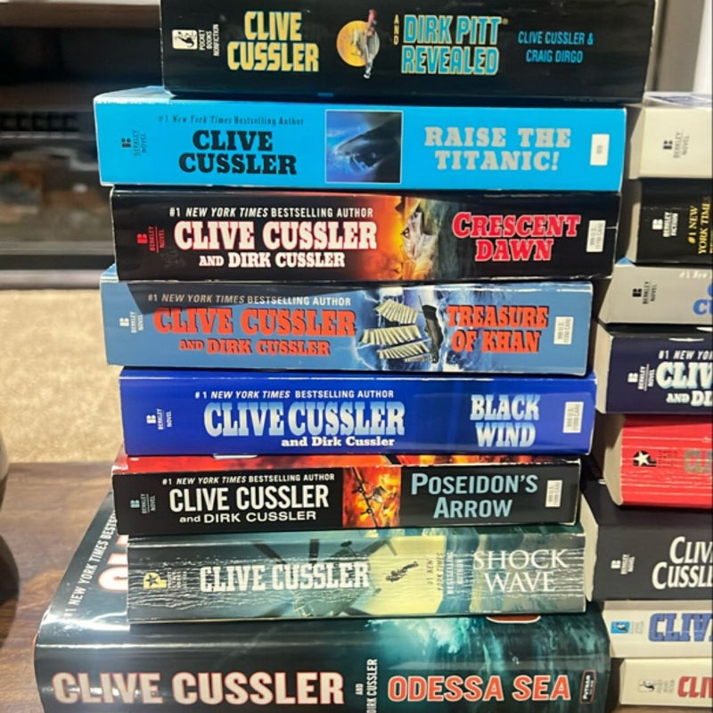 Clive Cussler - Dirk Pitt book series (25 books)