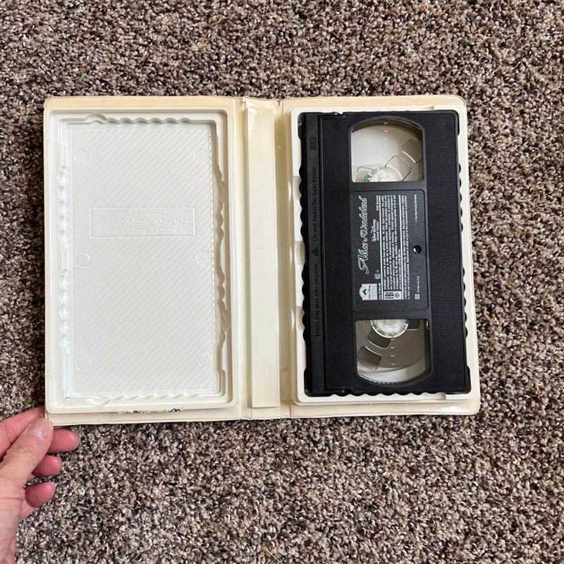 Lot of Disney VHS—Cinderella, Snow White, Alice in Wonderland and Mulan