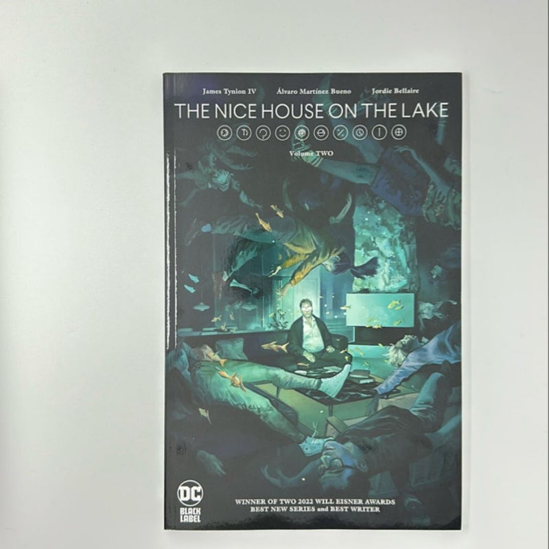 The Nice House on the Lake Vol. 2