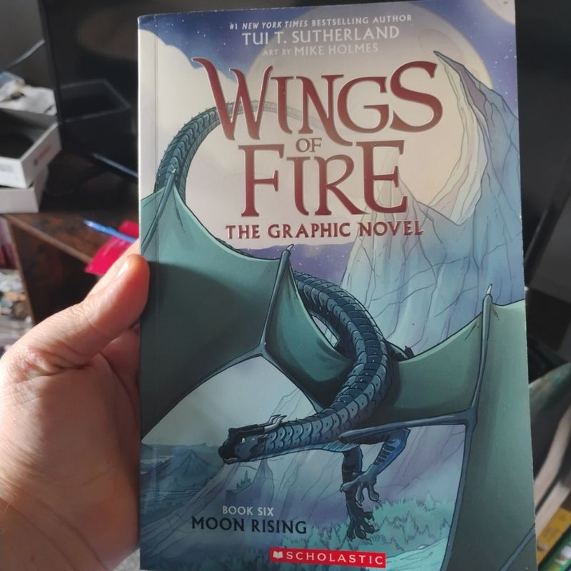 Moon Rising: a Graphic Novel (Wings of Fire Graphic Novel #6)