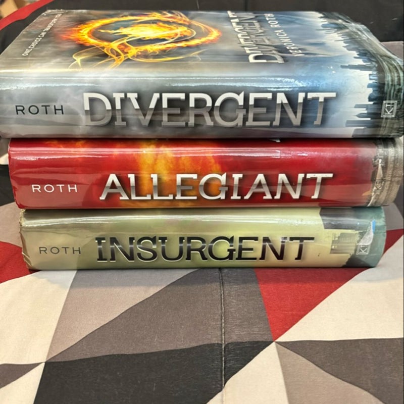 Divergent series (bundle)1-3