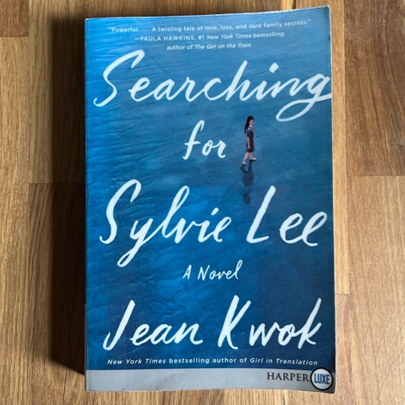 Searching for Sylvie Lee (LARGE PRINT)