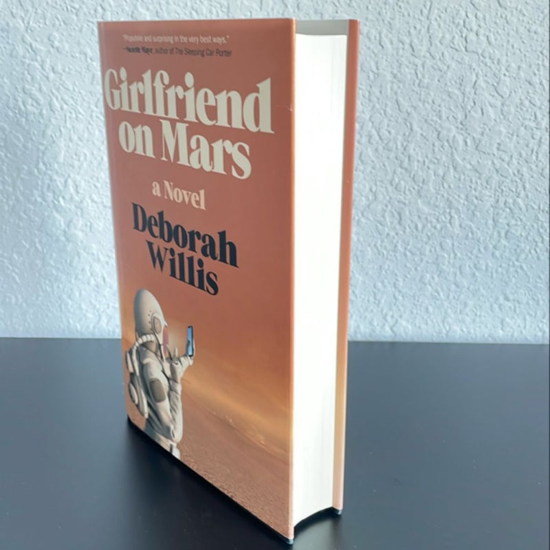 Girlfriend on Mars