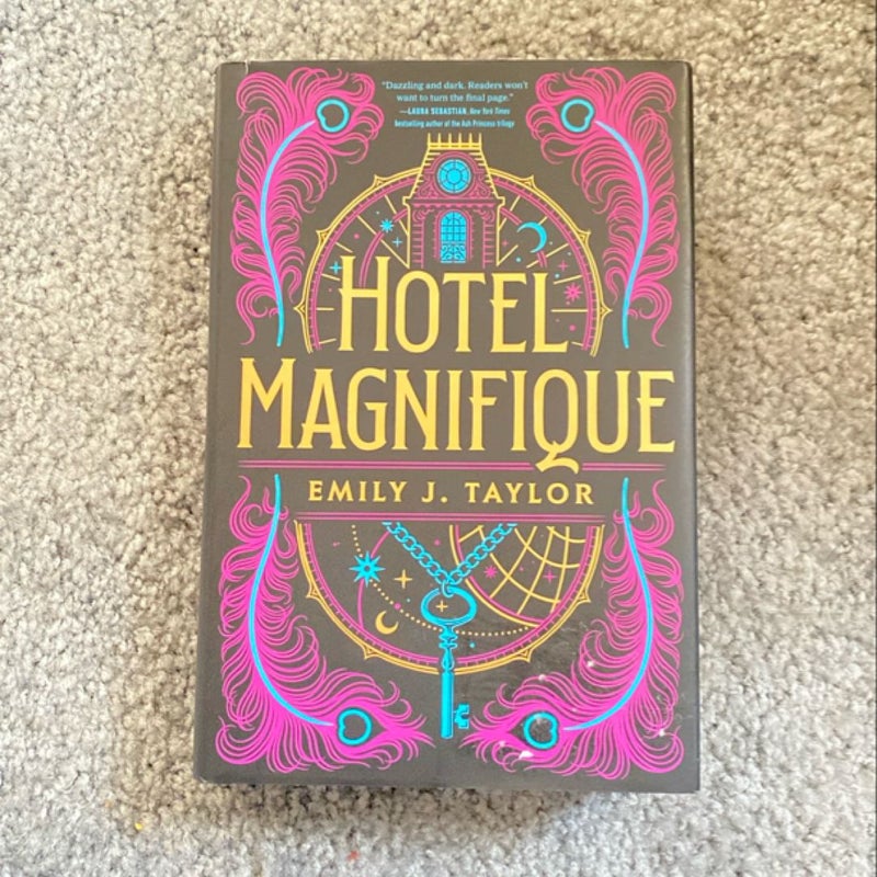 Hotel Magnifique