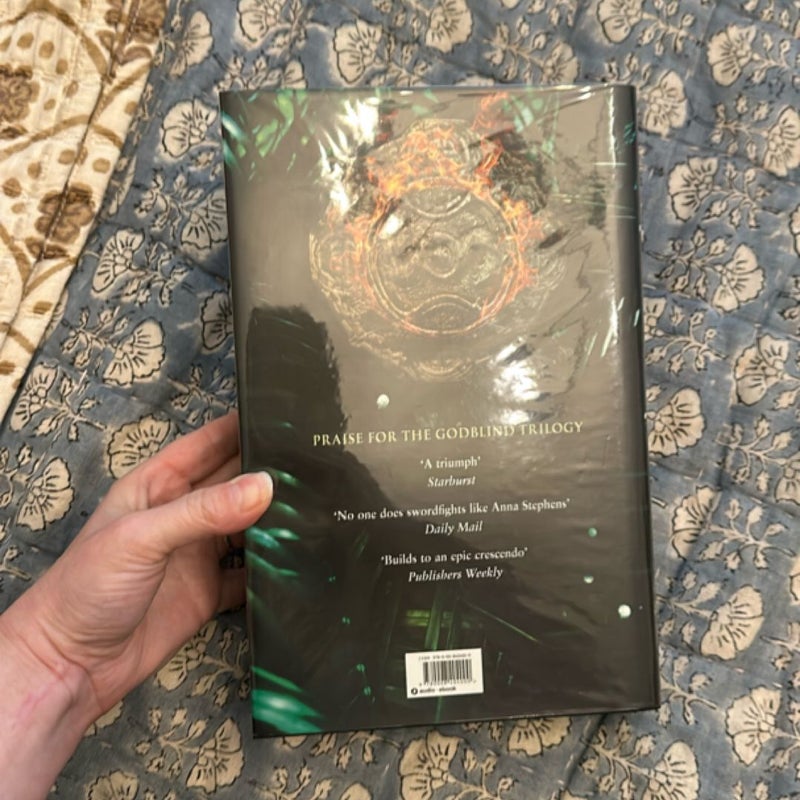 The Stone Knife (the Songs of the Drowned, Book 1)