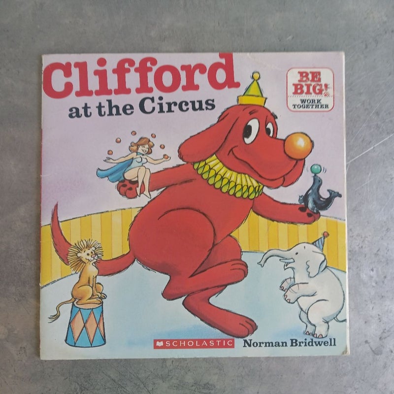 Clifford at the Circus