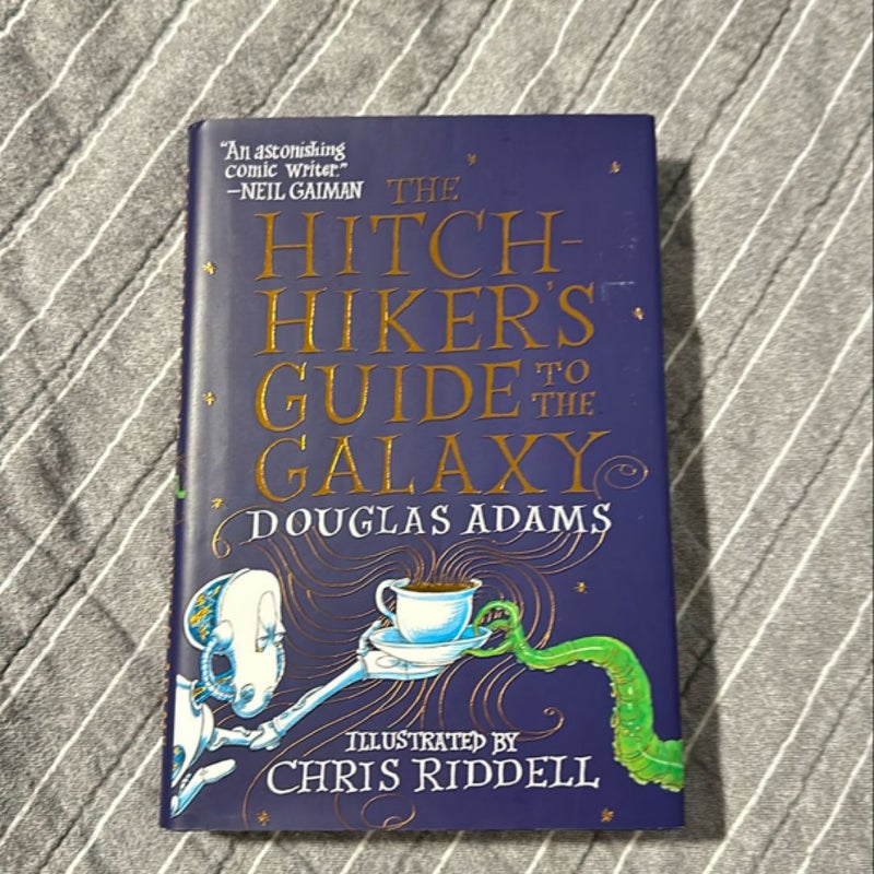 The Hitchhiker's Guide to the Galaxy: the Illustrated Edition