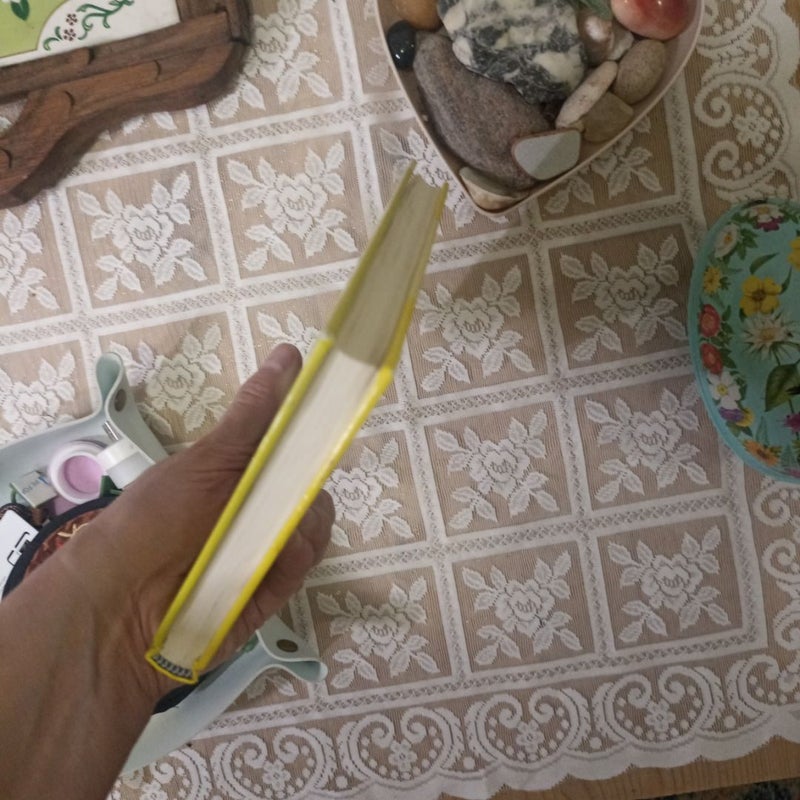 Nancy Drew 16: the Clue of the Tapping Heels