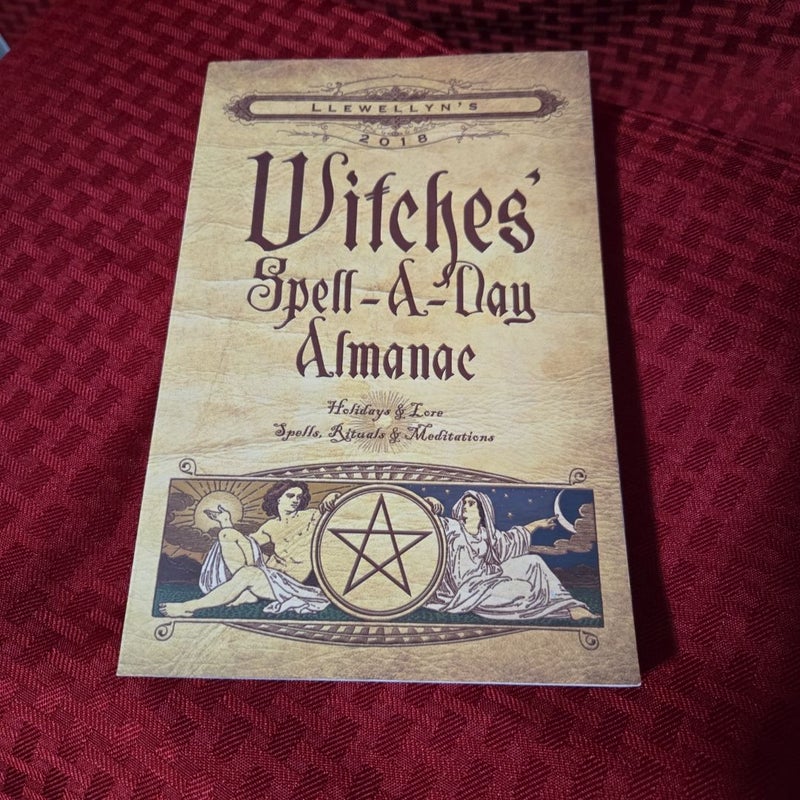 Llewellyn's 2018 Witches' Spell-A-Day Almanac