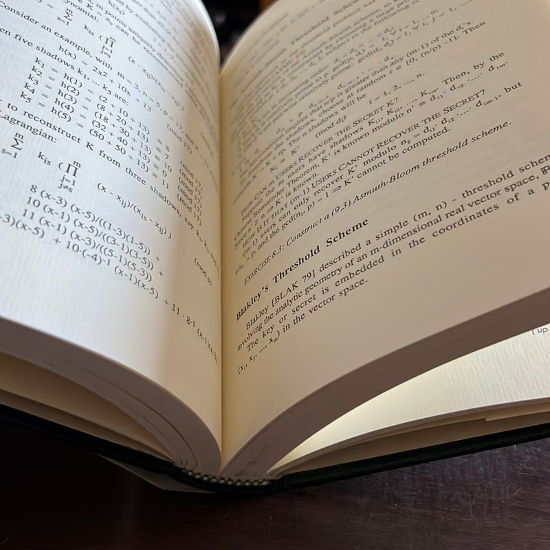 Mathematical Cryptology for Computer Scientists and Mathematicians