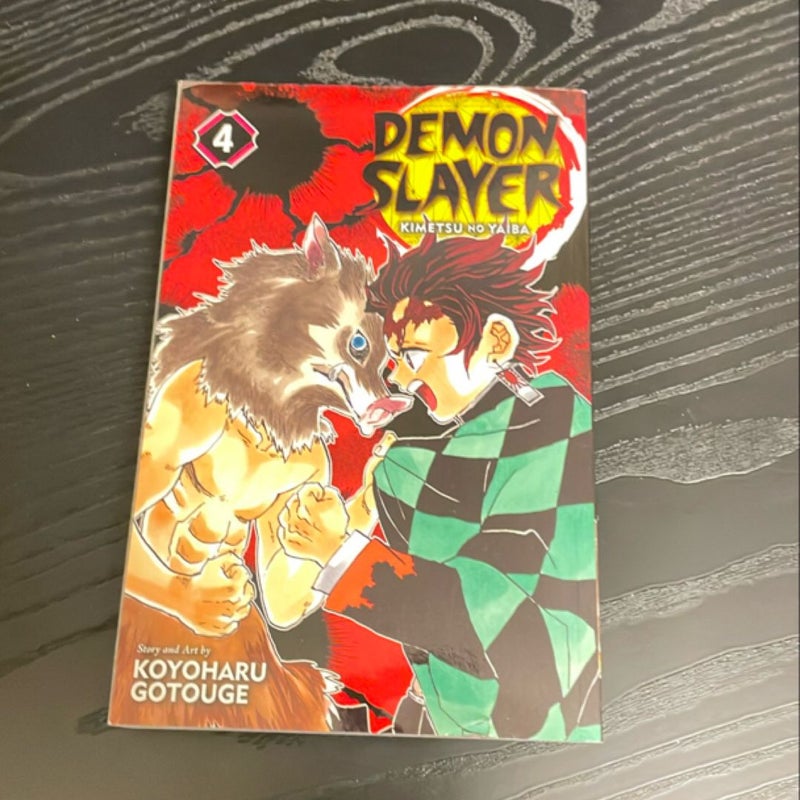 Demon Slayer: Kimetsu No Yaiba, Vol. 4