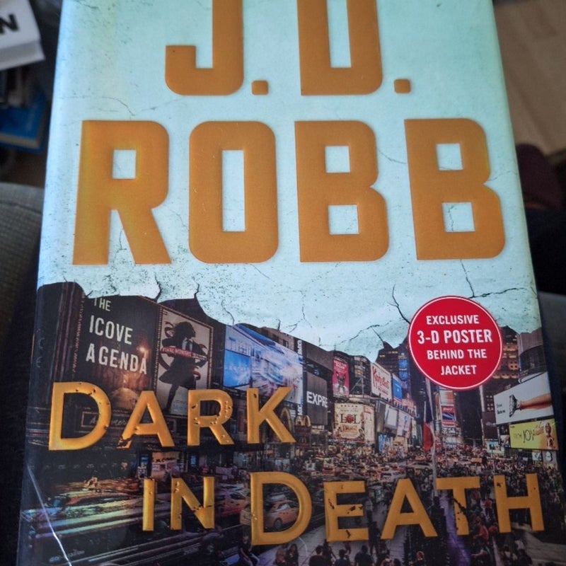 Dark in Death