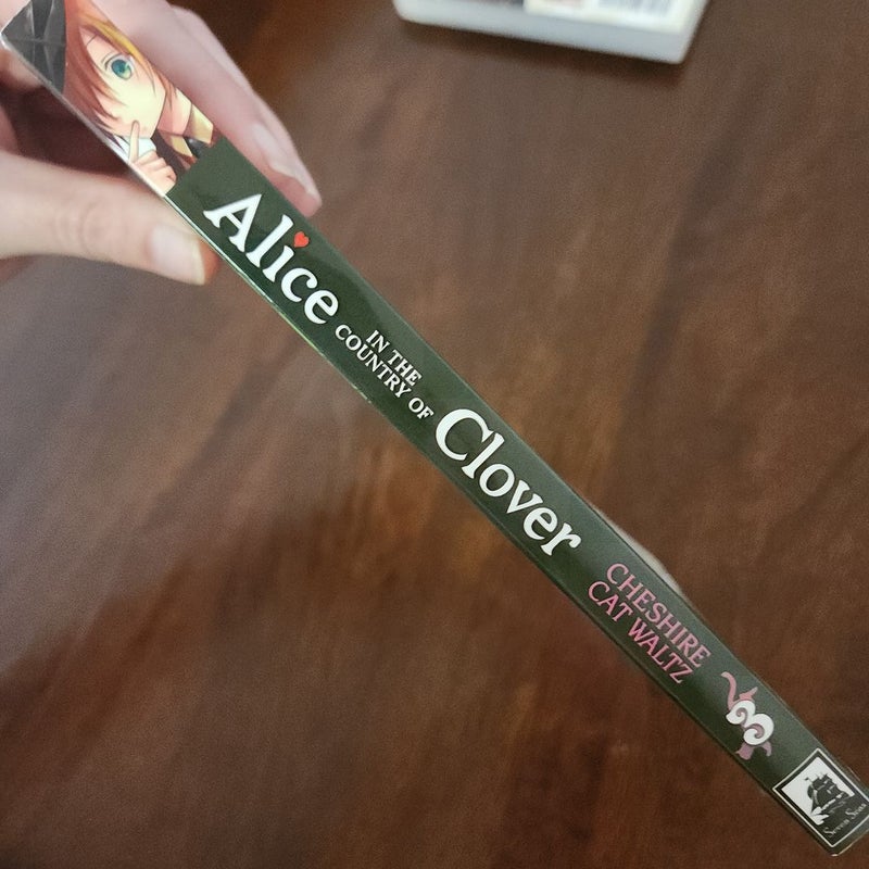 Alice in the Country of Clover: Cheshire Cat Waltz Vol. 3