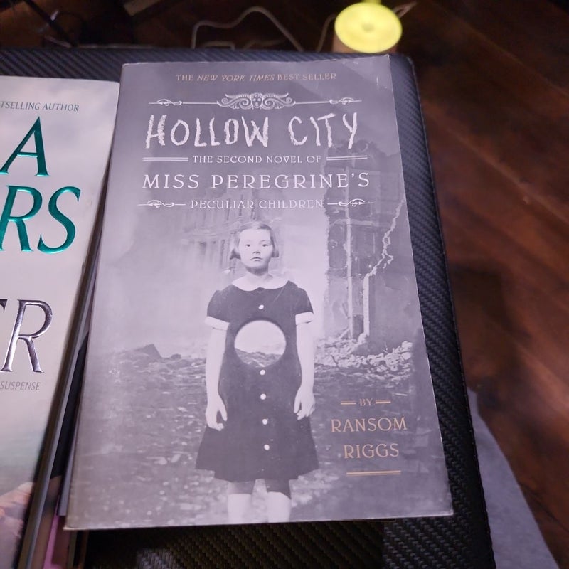 Hollow City