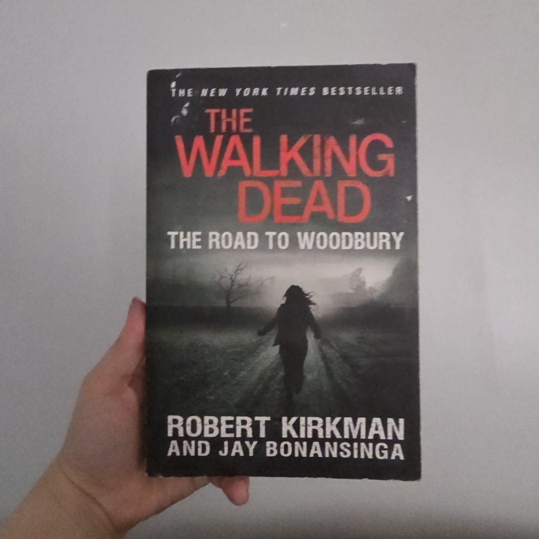 The Walking Dead: the Road to Woodbury