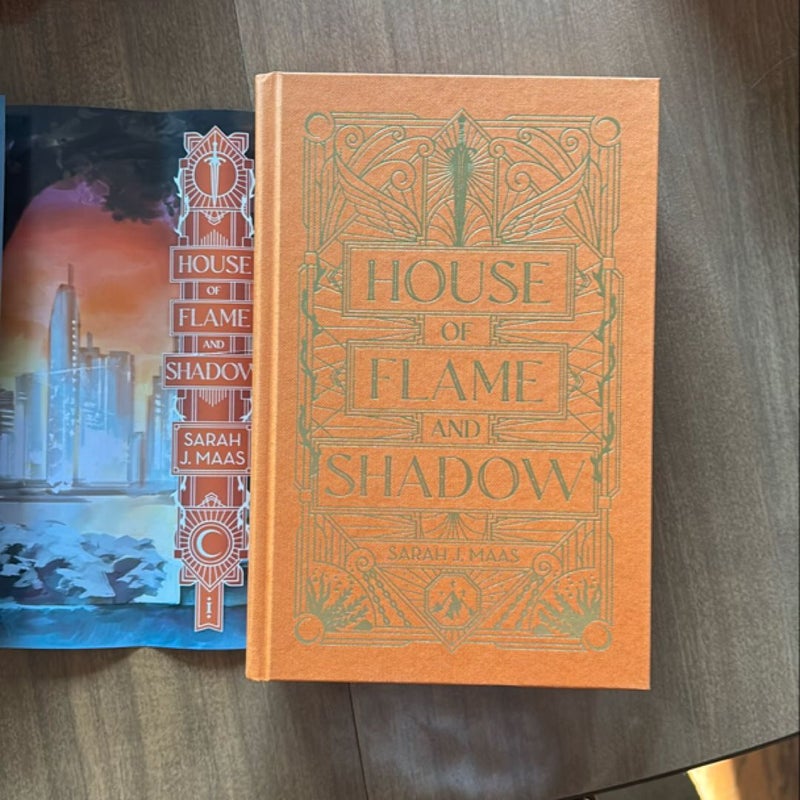 Illumicrate House of Flame and Shadow 