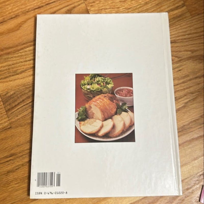 Better Homes and Gardens Crockery  Cooker Cook Book