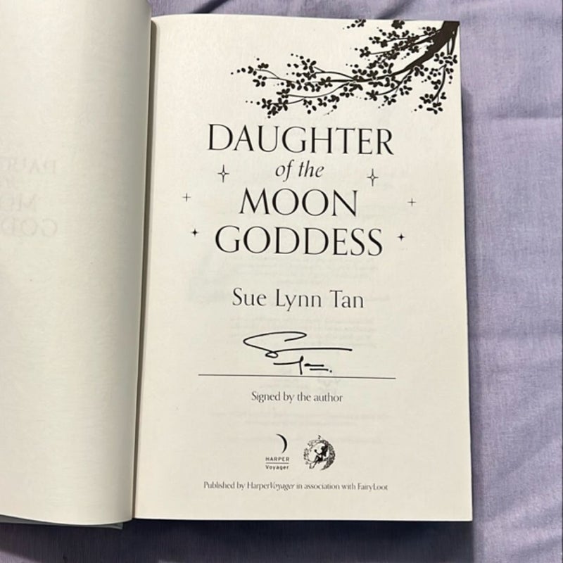 Daughter of the Moon Goddess- Fairyloot Edition (signed with stenciled edges) 
