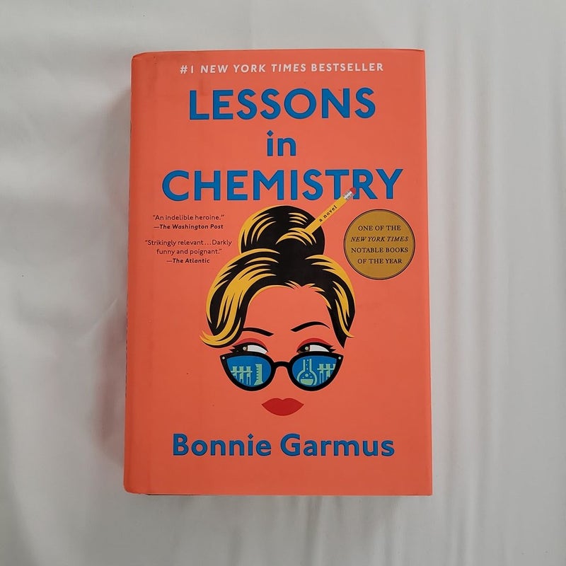 Lessons in Chemistry a book by Bonnie Garmus