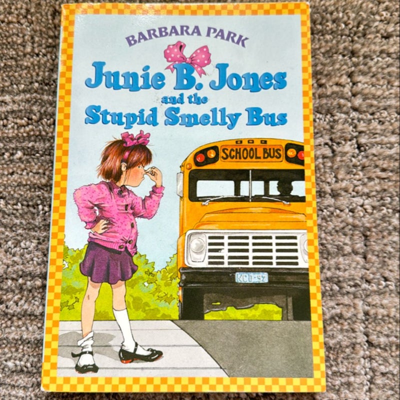 Junie B. Jones #1: Junie B. Jones and the Stupid Smelly Bus