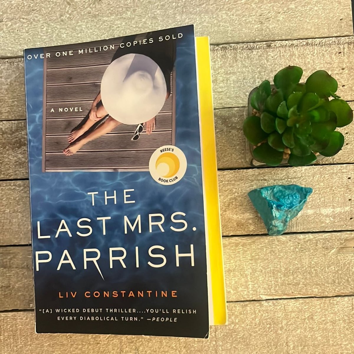 The Last Mrs. Parrish by Liv Constantine, Paperback Pangobooks