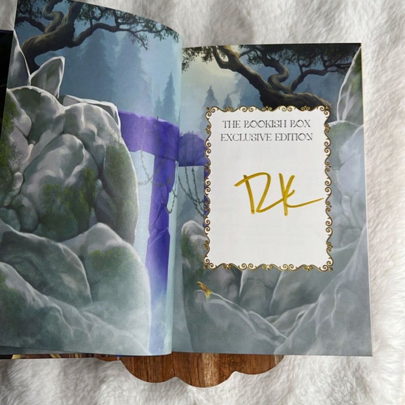 Gold Bookish Box SE