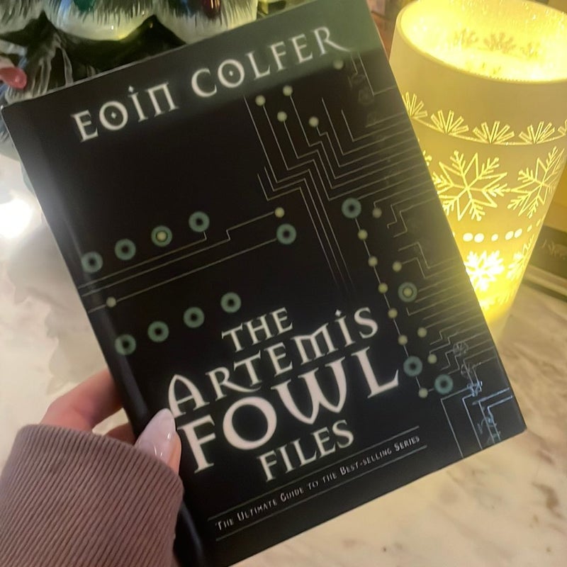 The Artemis Fowl Files + free book!!