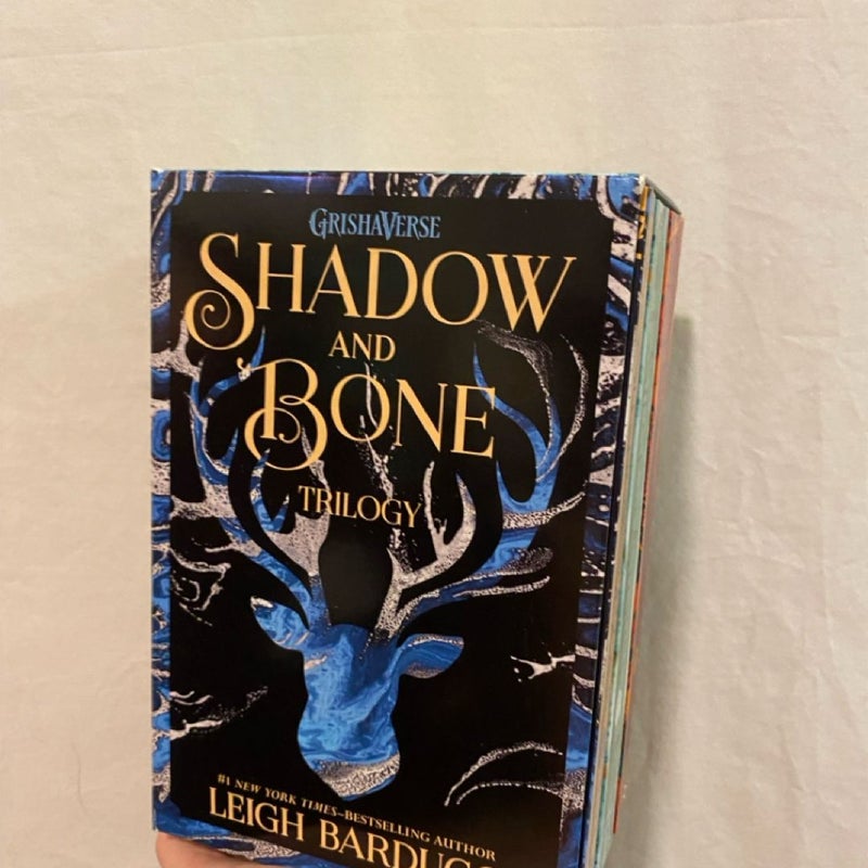 The Shadow and Bone Trilogy Boxed Set