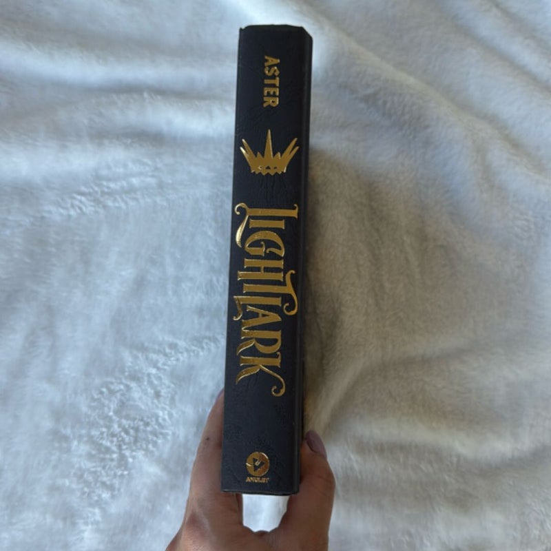 Lightlark (Book 1)