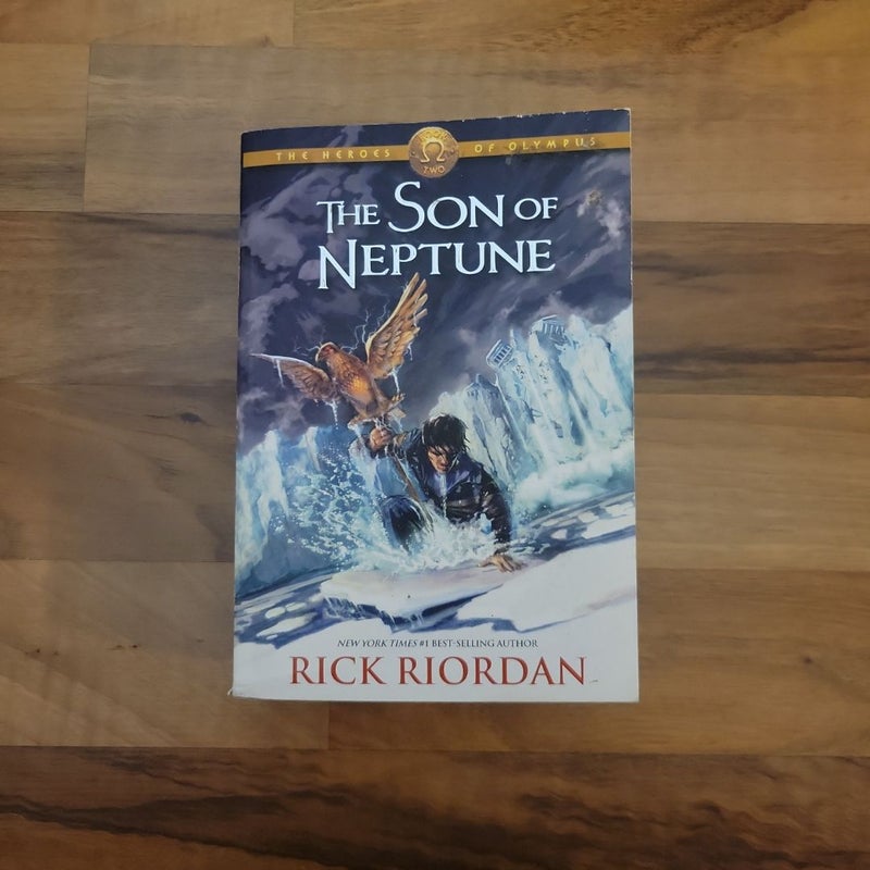 The Son of Neptune (The Heroes of Olympus, Book Two)