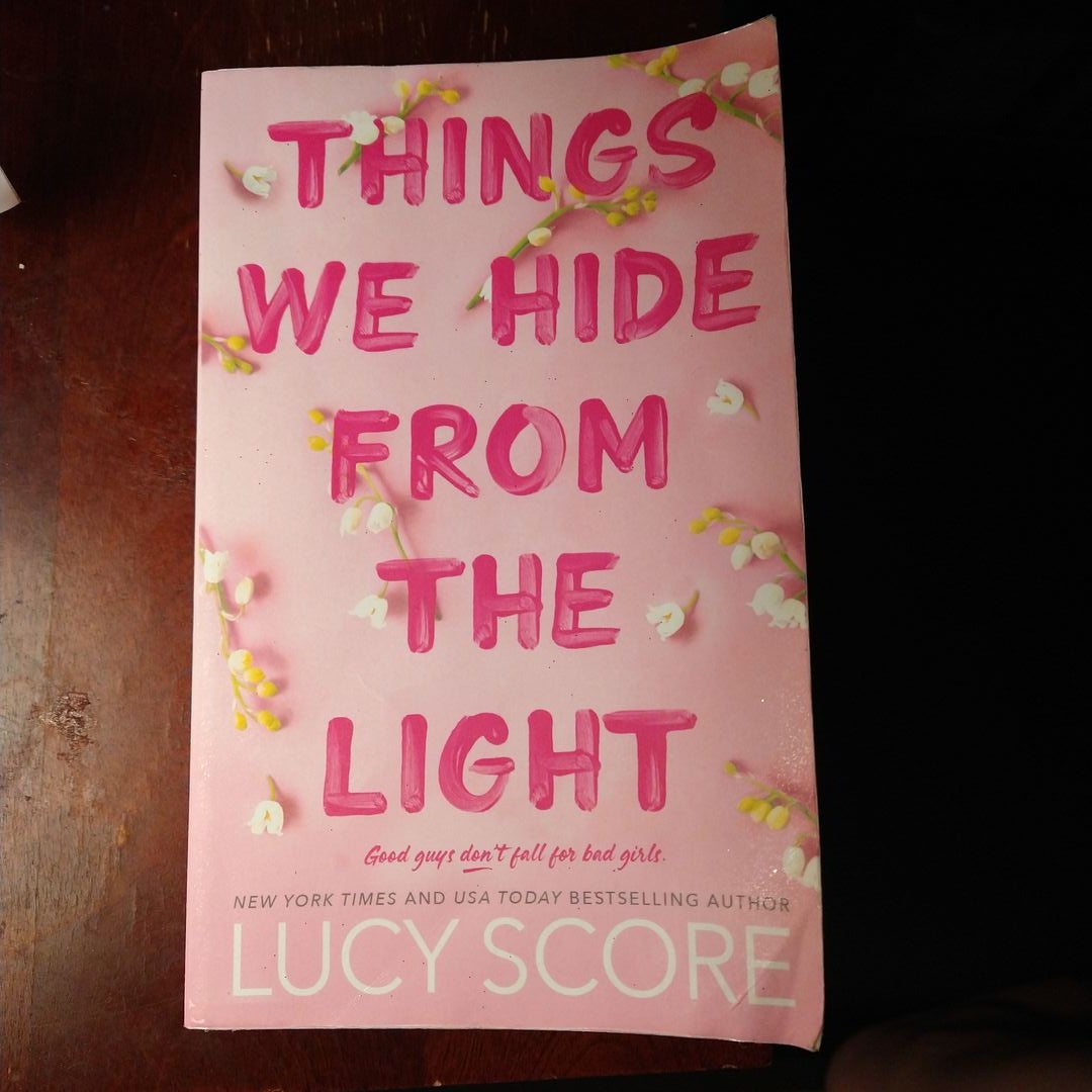  Things We Hide from the Light (Knockemout Series, 2):  9781728276113: Score, Lucy: Books