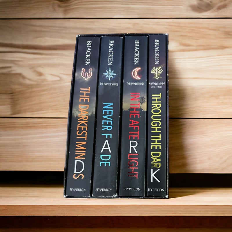 The Darkest Minds Series Boxed Set [4-Book Paperback Boxed Set] (the Darkest Minds)