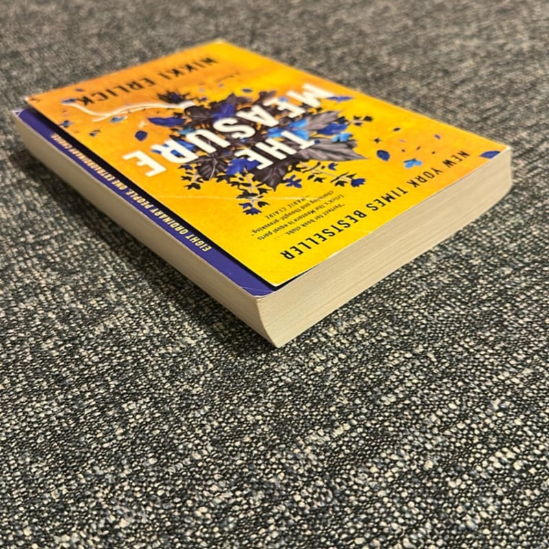 The Measure by Nikki Erlick, Paperback | Pangobooks