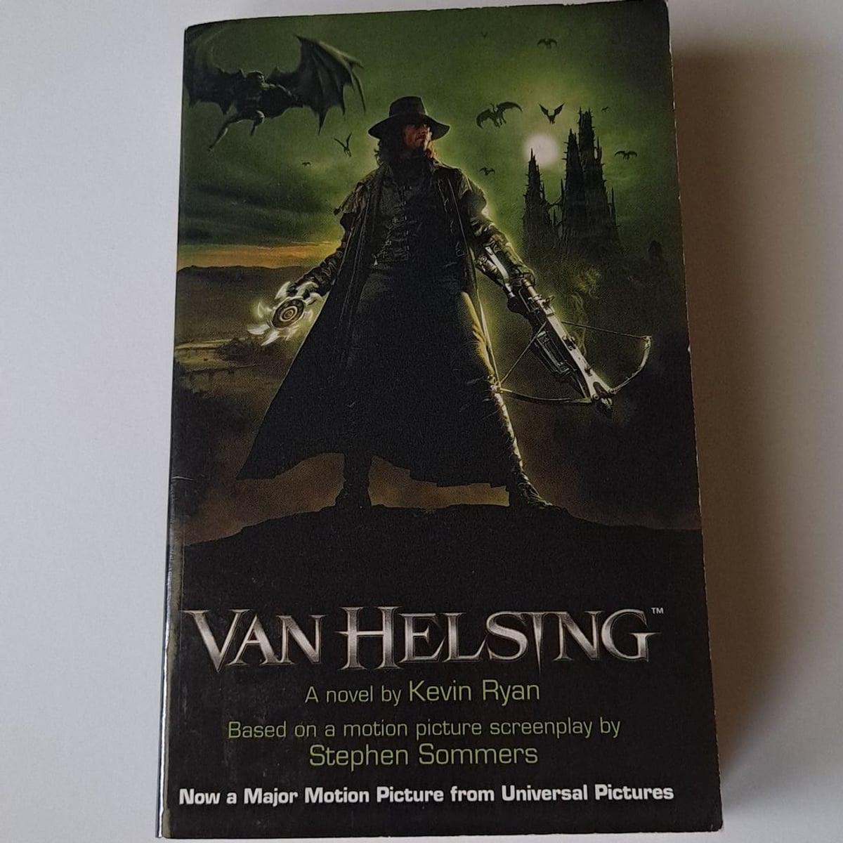 Van Helsing novel by KEVIN RYAN based on Motion Picture horror vampire ...