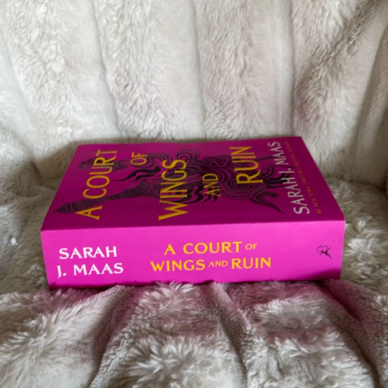 A Court of Wings and Ruin