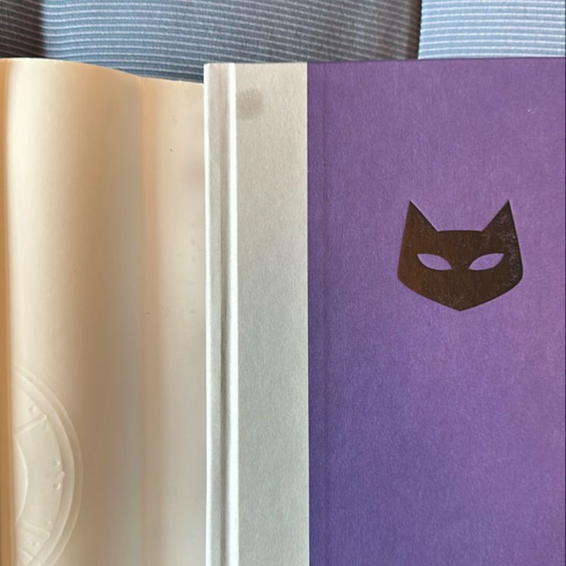 Catwoman: Soulstealer (1st/1st) Hardcover. RARE UPSIDEDOWN COPY