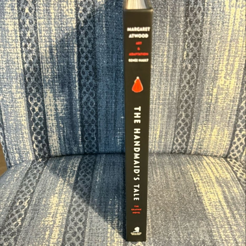 The Handmaid's Tale (Graphic Novel)