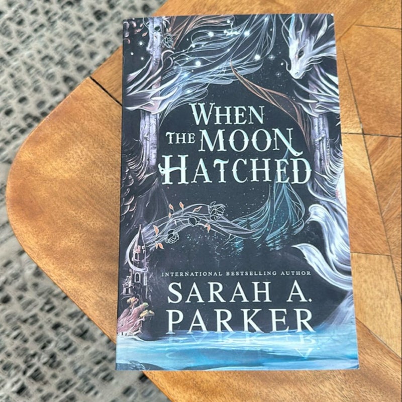When the Moon Hatched 🌙  Out of Print Indie Edition