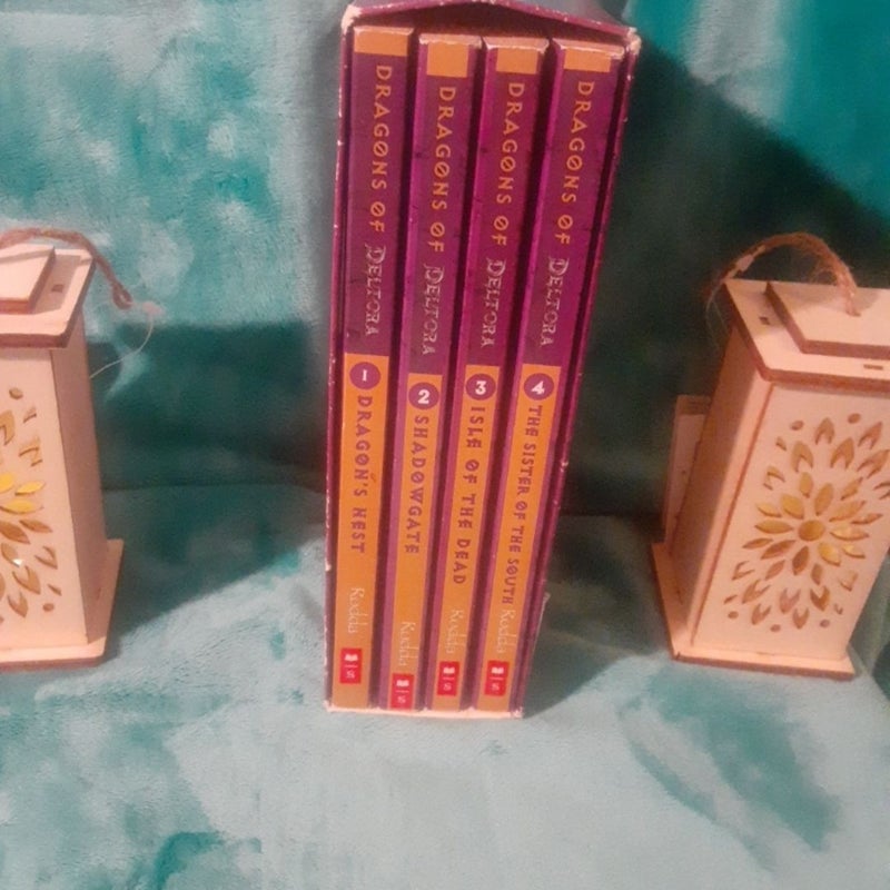 Dragons Of Deltora By Emily Rodda Box Set, Kid Books 1-4, No Pendant, Paperbacks