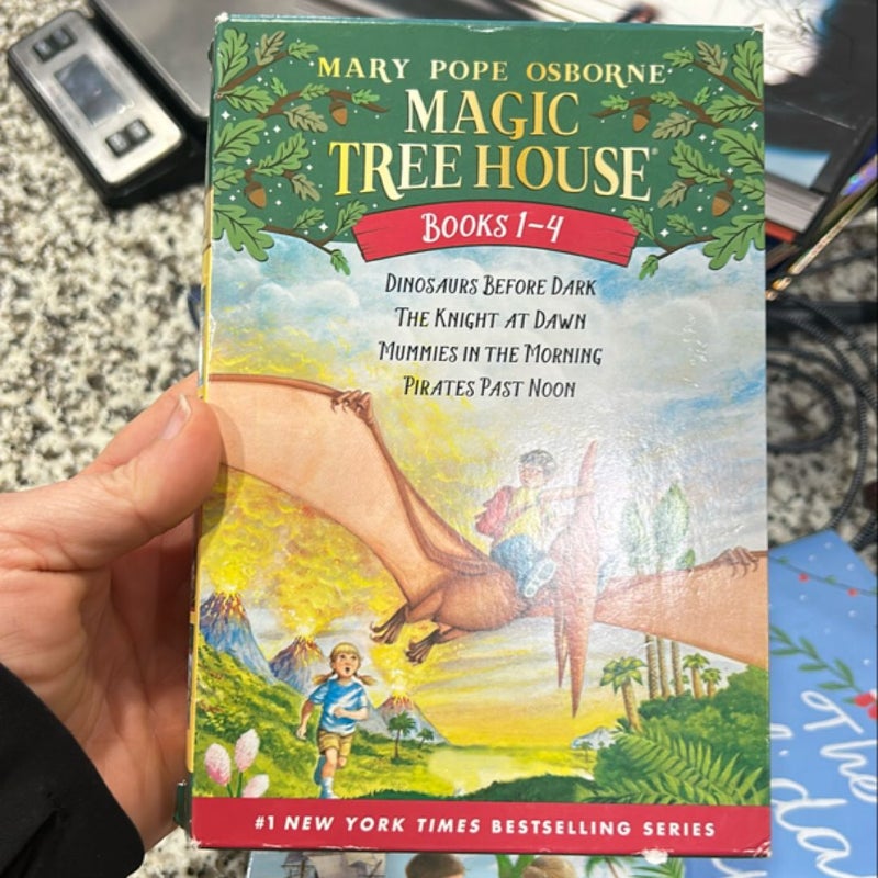 Magic Tree House Books 1-4 Boxed Set