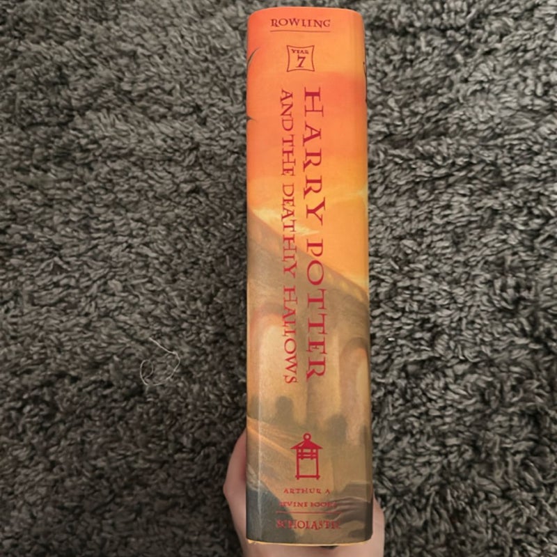 Harry Potter and the Deathly Hallows first edition (MAKE AN OFFER)
