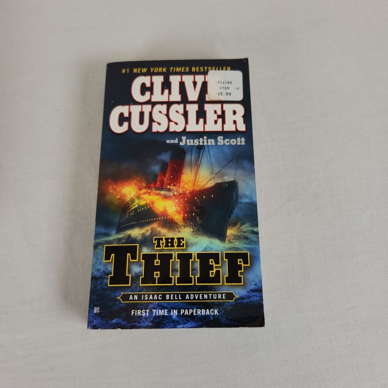 Clive Cussler Book Lot