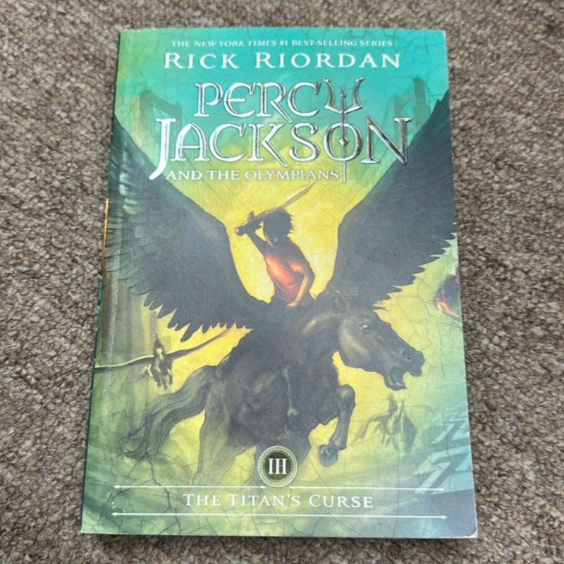 Percy Jackson and the Olympians, Book Three the Titan's Curse (Percy Jackson and the Olympians, Book Three)
