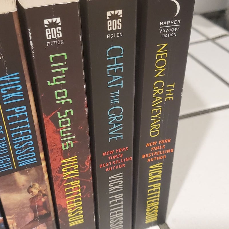 Sign of the Zodiac - Complete Series 6 Books